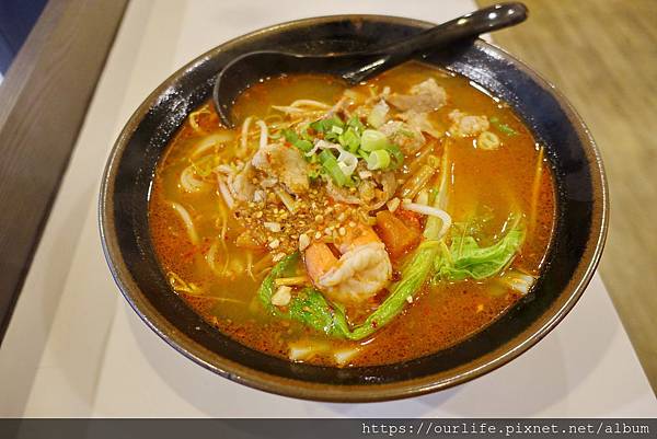 向上市場.酸爽開胃的泰式酸辣粉湯@泰炘泰式料理