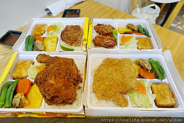 台中.雞腿大到很阿雜的日唐揚雞腿便當@六二食事處