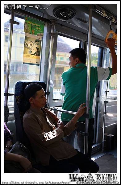 Indo04-bus (2).jpg