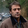 jeffrey-dean-morgan-supernatural-2.jpg