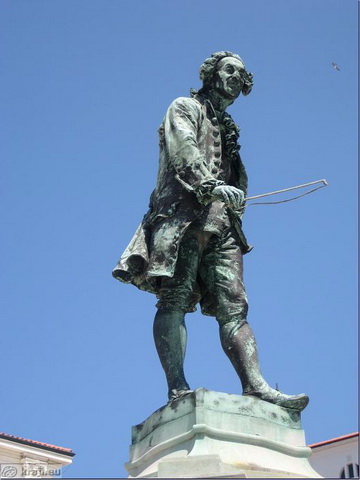 Tartini_Statue01.jpg