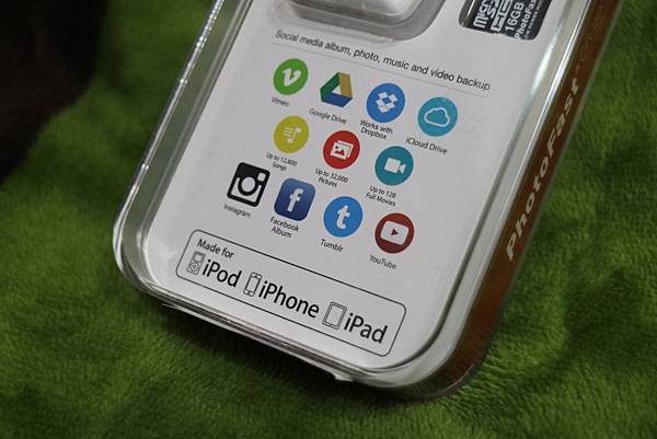 Photofast Card Reader_2.JPG Photofast Card Reader_2.JPG