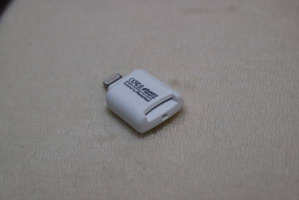 Photofast Card Reader_8.JPG Photofast Card Reader_8.JPG