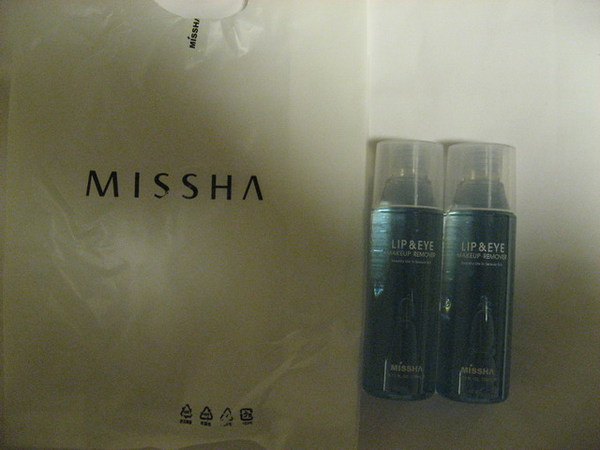 我在迪士尼『Ispiari』裡面的missha買的