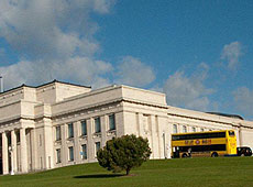 AUCKLAND EXPLORE BUS2