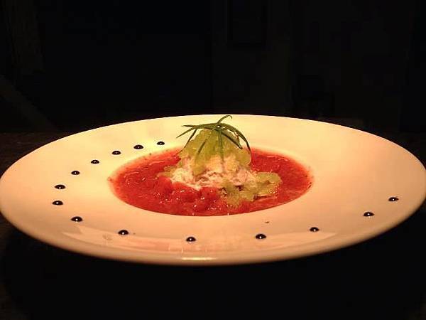 MOUNT BISTRO(STRAWBERRY CUUMBER SOUP