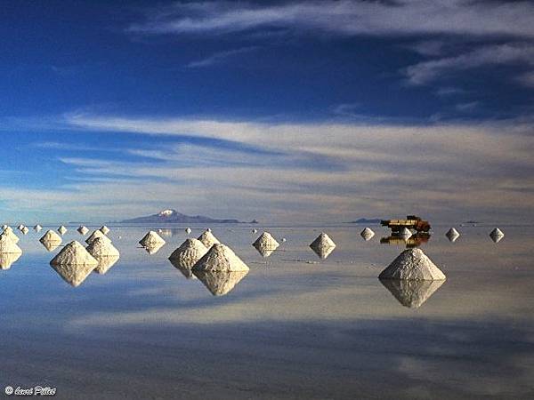 Salar de Uyuni(Bolivia)7.jpg