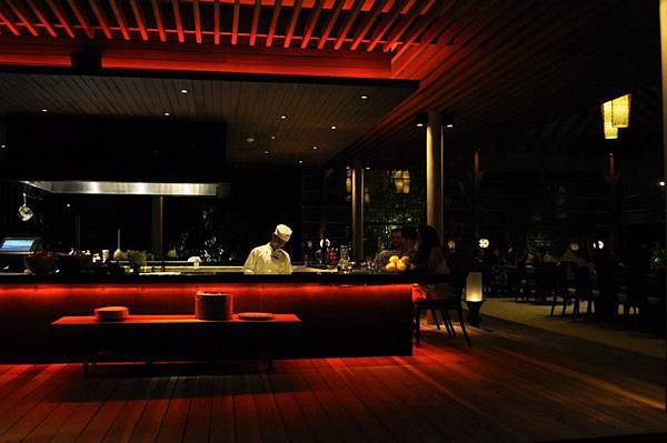 PARK HYATT(ISLAND GRILL)1.jpg