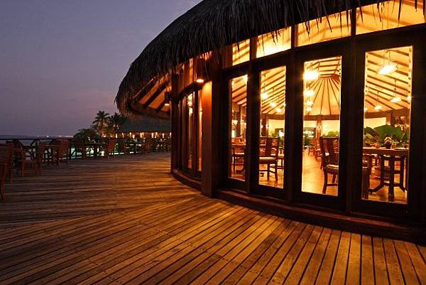 BANDOS MALDIVE4(KOON THAI REST).jpg