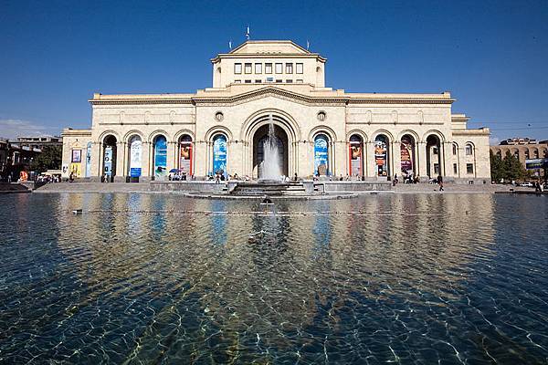 Armenia Museum_of_Art_and_History(EVN.jpg