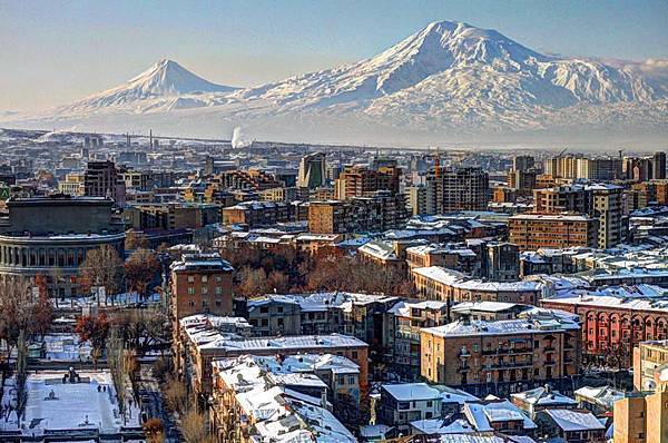 YEREVAN(WINTR).jpg