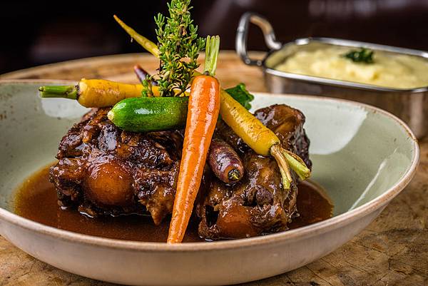 Tribes-Oxtail(dubai Mall.jpg