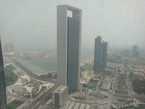 ETIHAD TOWER(遠眺 (2).jpg