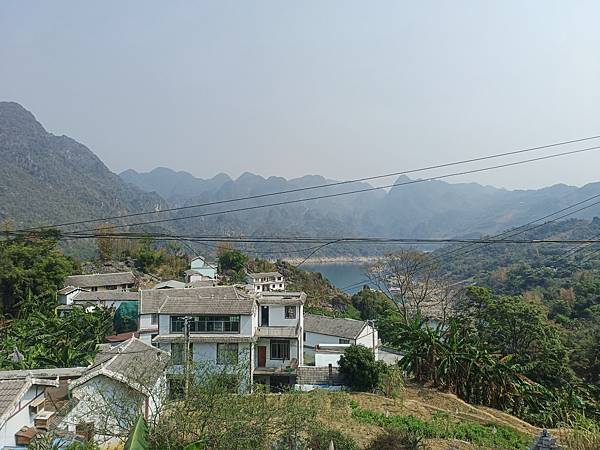 萬峰湖(village.jpg