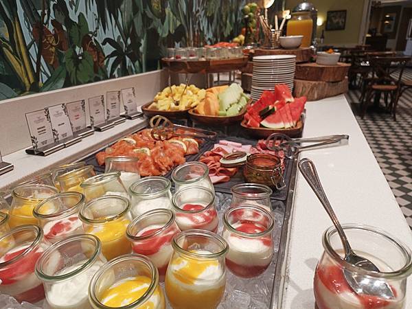 24OCT 十里藍山 蟬滿天 Blue Mountain 百 24OCT 十里藍山 蟬滿天 Blue Mountain 百