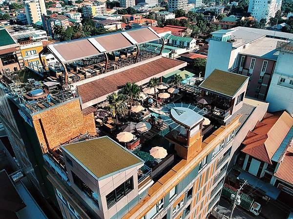 ABC HOTEL(ROOFTOP BAR.jpg