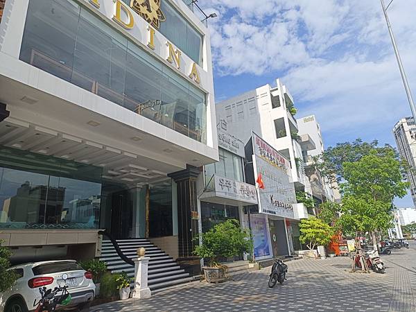 25MAY 漫步峴港老城 (米其林推薦Bếp Hên幸運廚房 25MAY 漫步峴港老城 (米其林推薦Bếp Hên幸運廚房