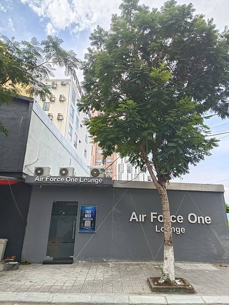 25MAY 漫步峴港老城 (米其林推薦Bếp Hên幸運廚房 25MAY 漫步峴港老城 (米其林推薦Bếp Hên幸運廚房