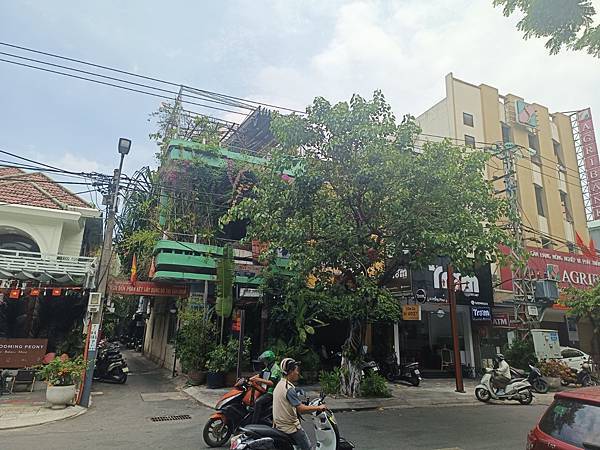 25MAY 漫步峴港老城 (米其林推薦Bếp Hên幸運廚房 25MAY 漫步峴港老城 (米其林推薦Bếp Hên幸運廚房