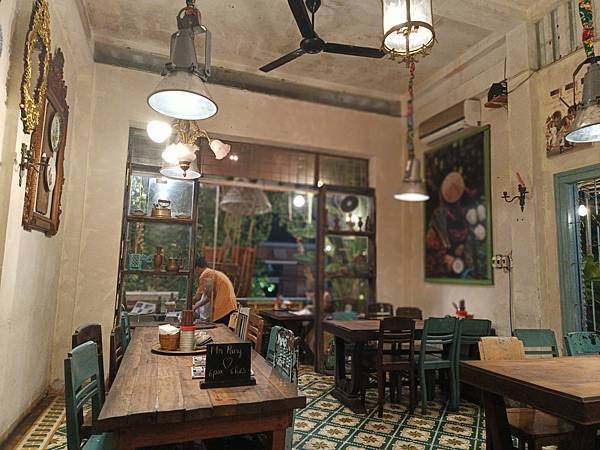 Bếp Hên 幸運2.jpg