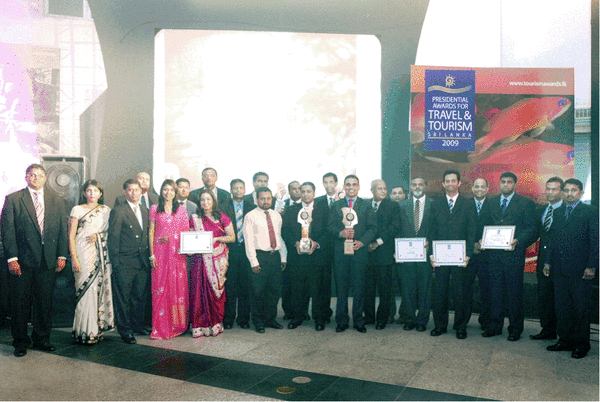 Fw_ Aitken Spence Bags Both Top Travel Awards Again and Enters the Hall Of Fame.gif