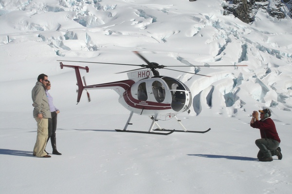 Photo time pilot Chris Taylor and clients Fox Neve.JPG