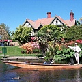 Mona Vale Punting 1.jpg