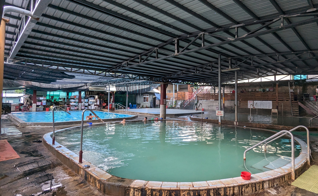 【台東金崙】最接地氣的Local溫泉浴湯｜遠山功夫