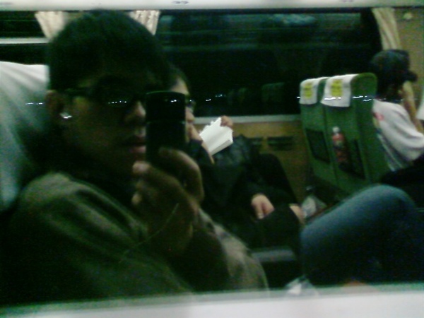 2008.12.12 搭夜車