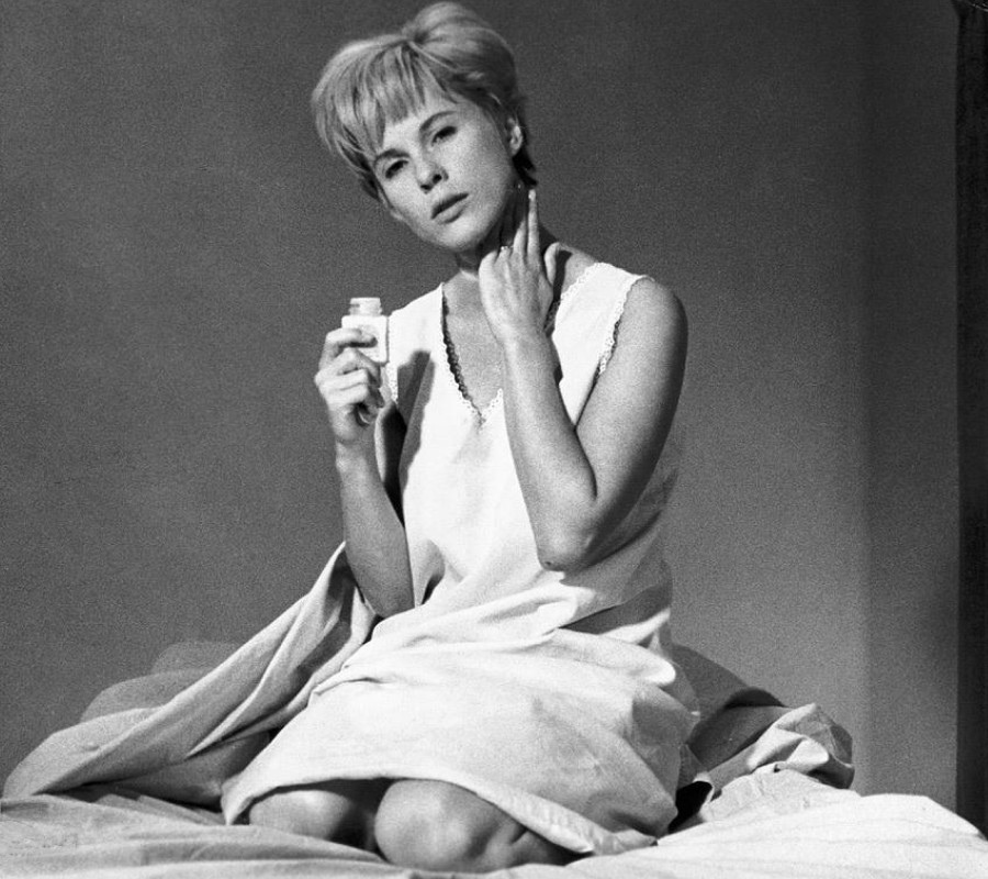 376 Bibi Andersson 畢比．安德森 (1935年 瑞典演員)08