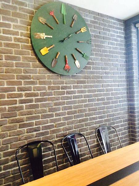 日光徐徐 時鐘.jpg