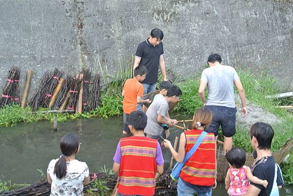 20140831新綠農園-巴拉告捕魚11.JPG