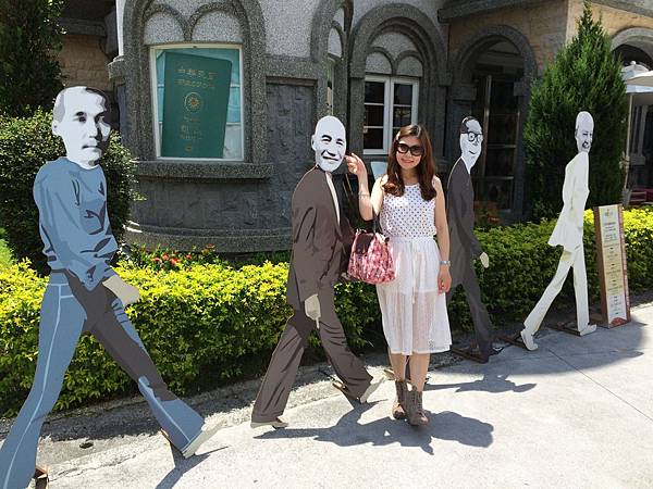 手機上傳-20150627 南投大黑松小倆口元首館+車埕+廖鄉長紅茶館11.JPG