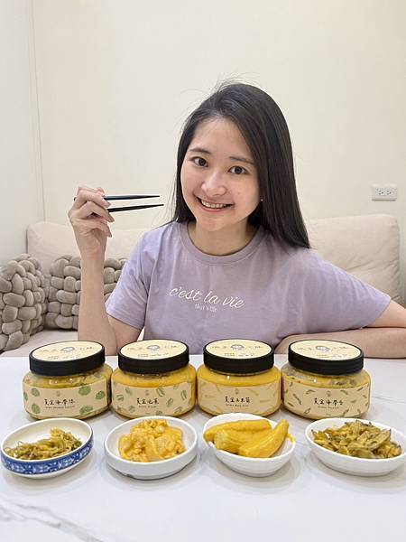 涮嘴百搭！我的「黃金系列禮盒」美味日記｜泡菜小姐讓我吃到停不