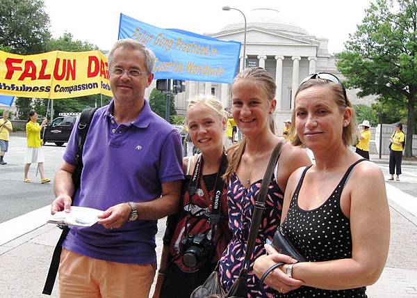 2012-7-14-cmh-dc-parade-13