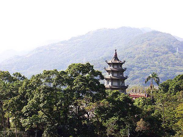 秋高氣爽爬山去-苗栗南庄獅頭山