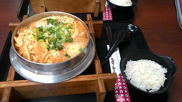 台南東區東寧路 超入味的韓式濟州鍋品料理  台南東區東寧路 超入味的韓式濟州鍋品料理