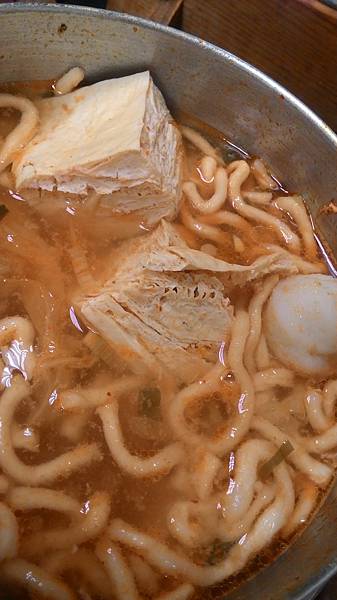 台南東區東寧路 超入味的韓式濟州鍋品料理  台南東區東寧路 超入味的韓式濟州鍋品料理