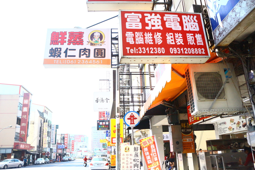 (台南東區)小仁泉極品豆漿 鮮榨豆漿與豆花專賣 (台南東區)小仁泉極品豆漿 鮮榨豆漿與豆花專賣