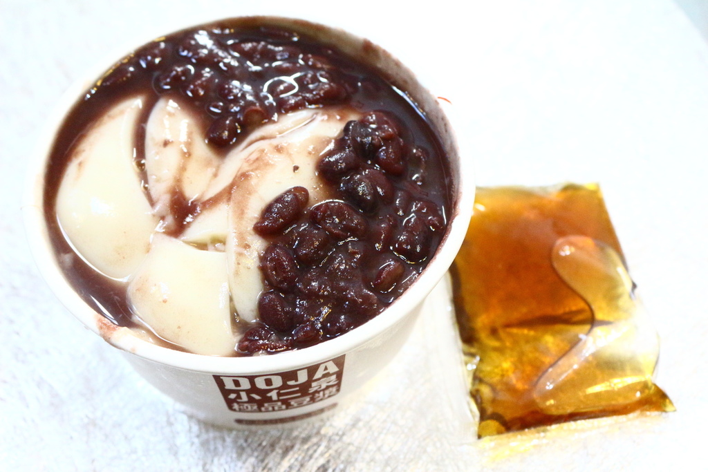 (台南東區)小仁泉極品豆漿 鮮榨豆漿與豆花專賣 (台南東區)小仁泉極品豆漿 鮮榨豆漿與豆花專賣