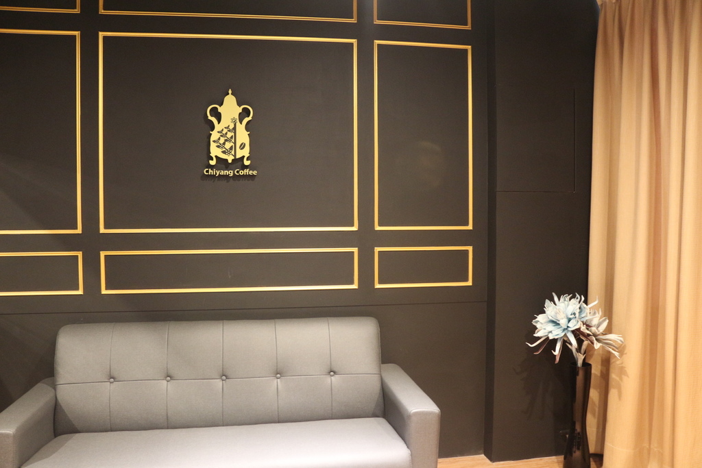 台南中西區-季洋莊園咖啡 喧鬧城市中的悠閒秘境(文末粉專抽獎)