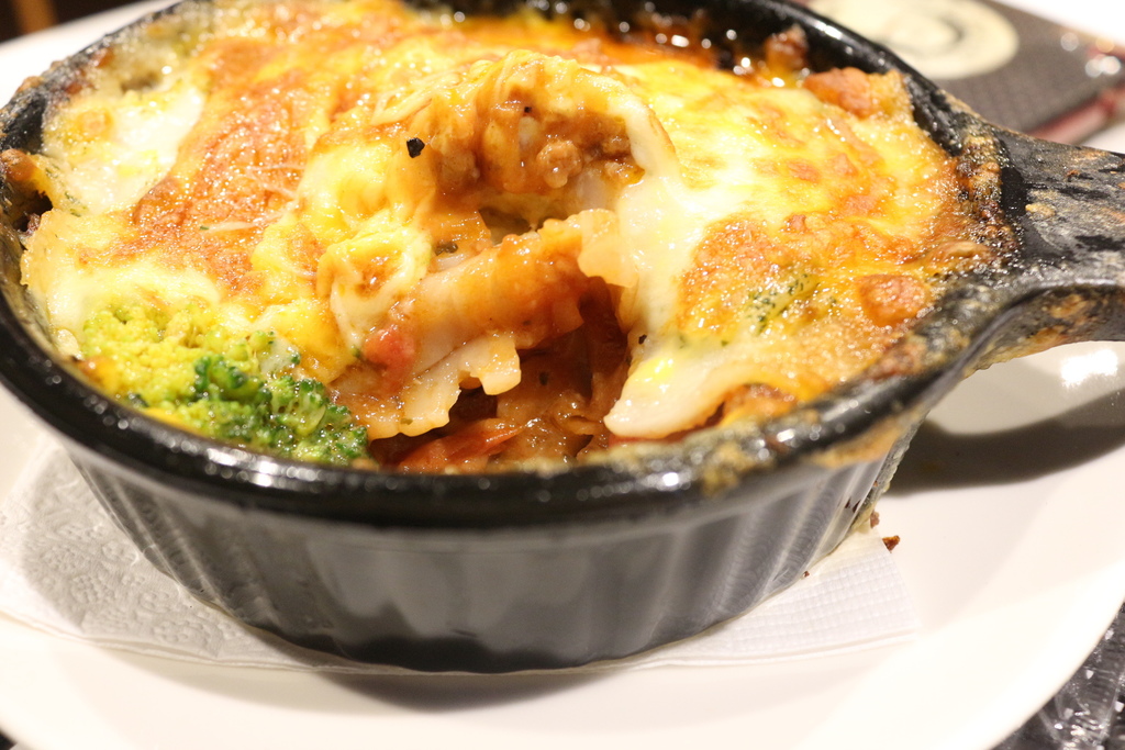 台南中西區-季洋莊園咖啡 喧鬧城市中的悠閒秘境(文末粉專抽獎)