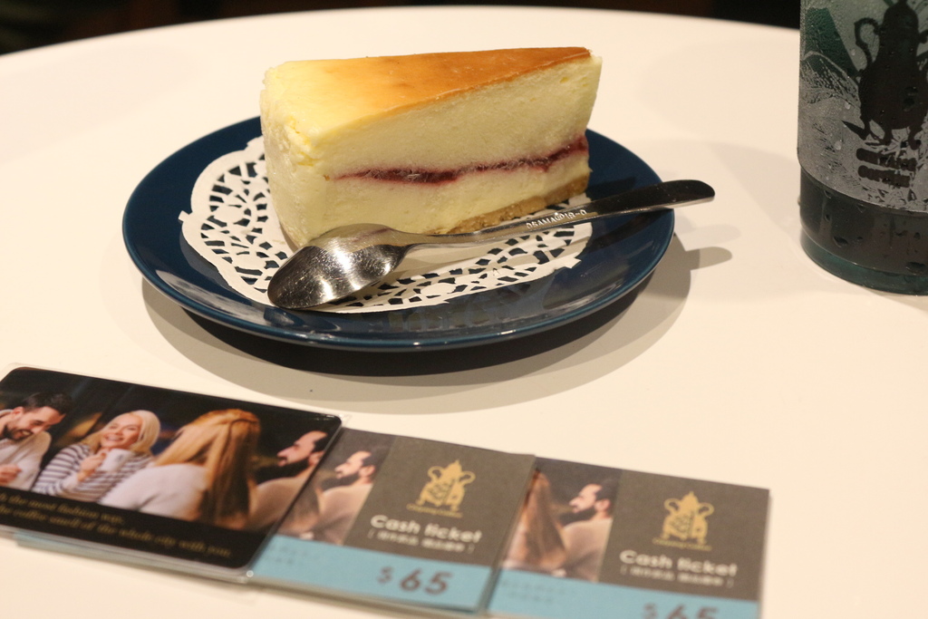 台南中西區-季洋莊園咖啡 喧鬧城市中的悠閒秘境(文末粉專抽獎)