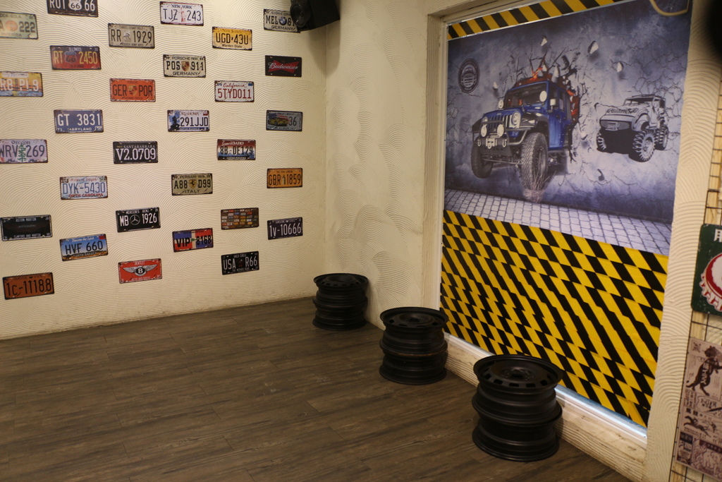 台南中西區-拖拉庫トラック 玩弄食物、發揮創意台南特色站食餐廳 台南中西區-拖拉庫トラック 玩弄食物、發揮創意台南特色站食餐廳