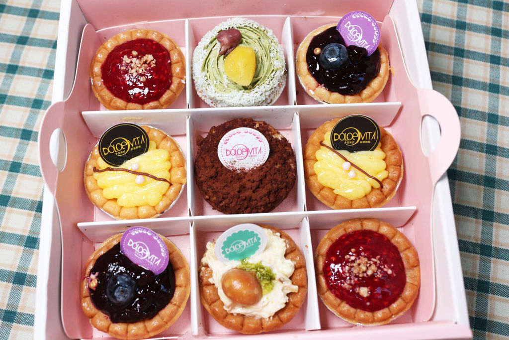 多茄米拉創意甜點 夢幻繽紛塔九宮格禮盒 多茄米拉創意甜點 夢幻繽紛塔九宮格禮盒