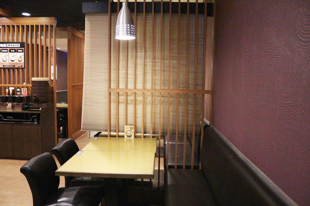 定食8 十五分鐘未出餐免費 火焰雪花牛丼火熱登場 定食8 十五分鐘未出餐免費 火焰雪花牛丼火熱登場