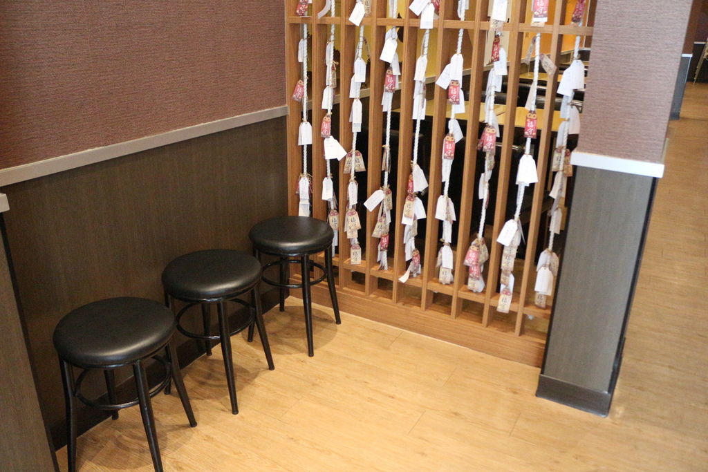 定食8 十五分鐘未出餐免費 火焰雪花牛丼火熱登場 定食8 十五分鐘未出餐免費 火焰雪花牛丼火熱登場