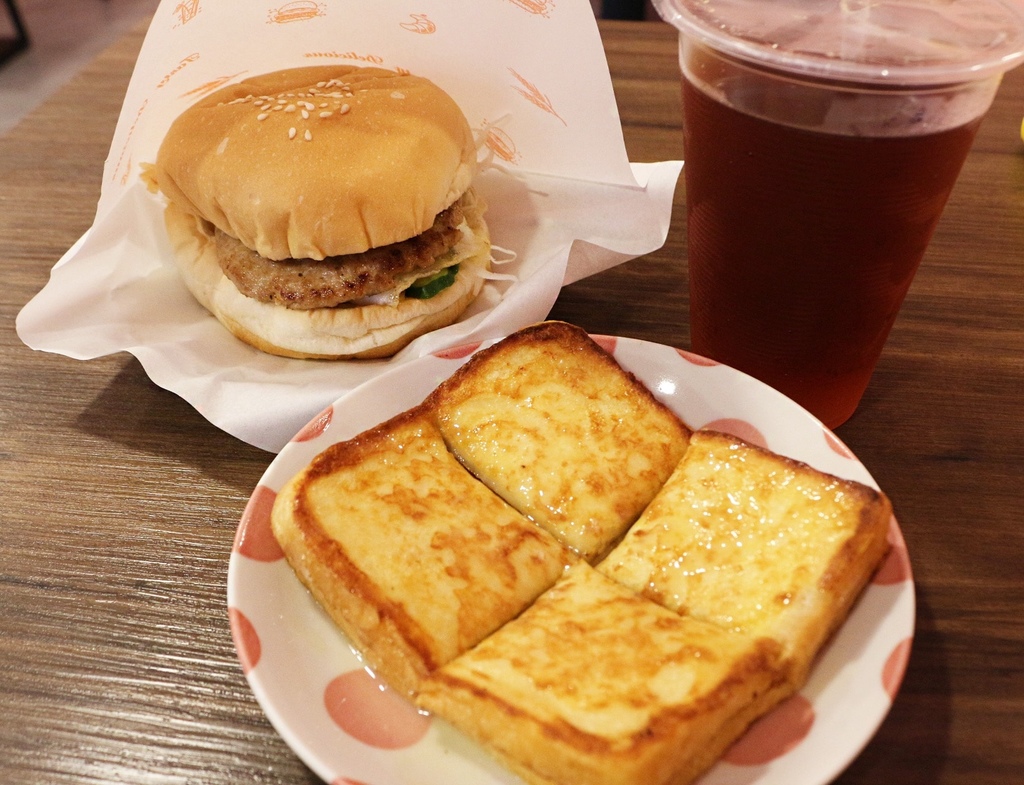【台南手作漢堡肉】巷弄中的U.S. foods  銅板價漢堡