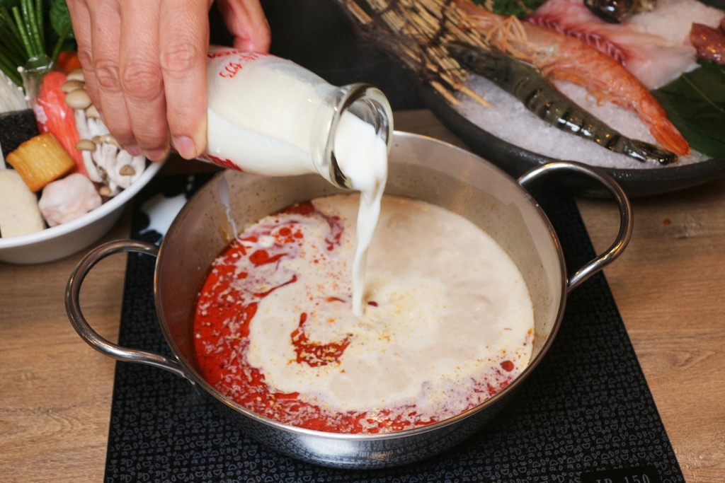 台南麻辣鍋推薦/台南東區火鍋:湁鍋饌精緻鍋物  平價精緻湯頭