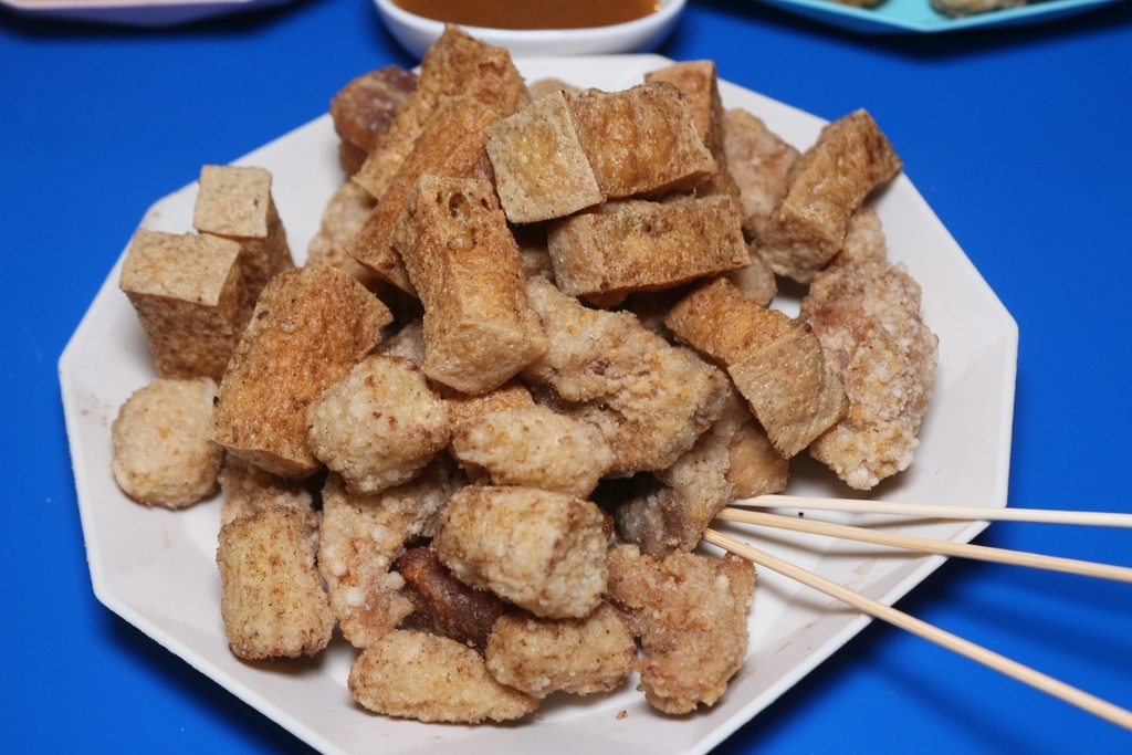 雞茶隊香雞排日式炸豆腐.JPG